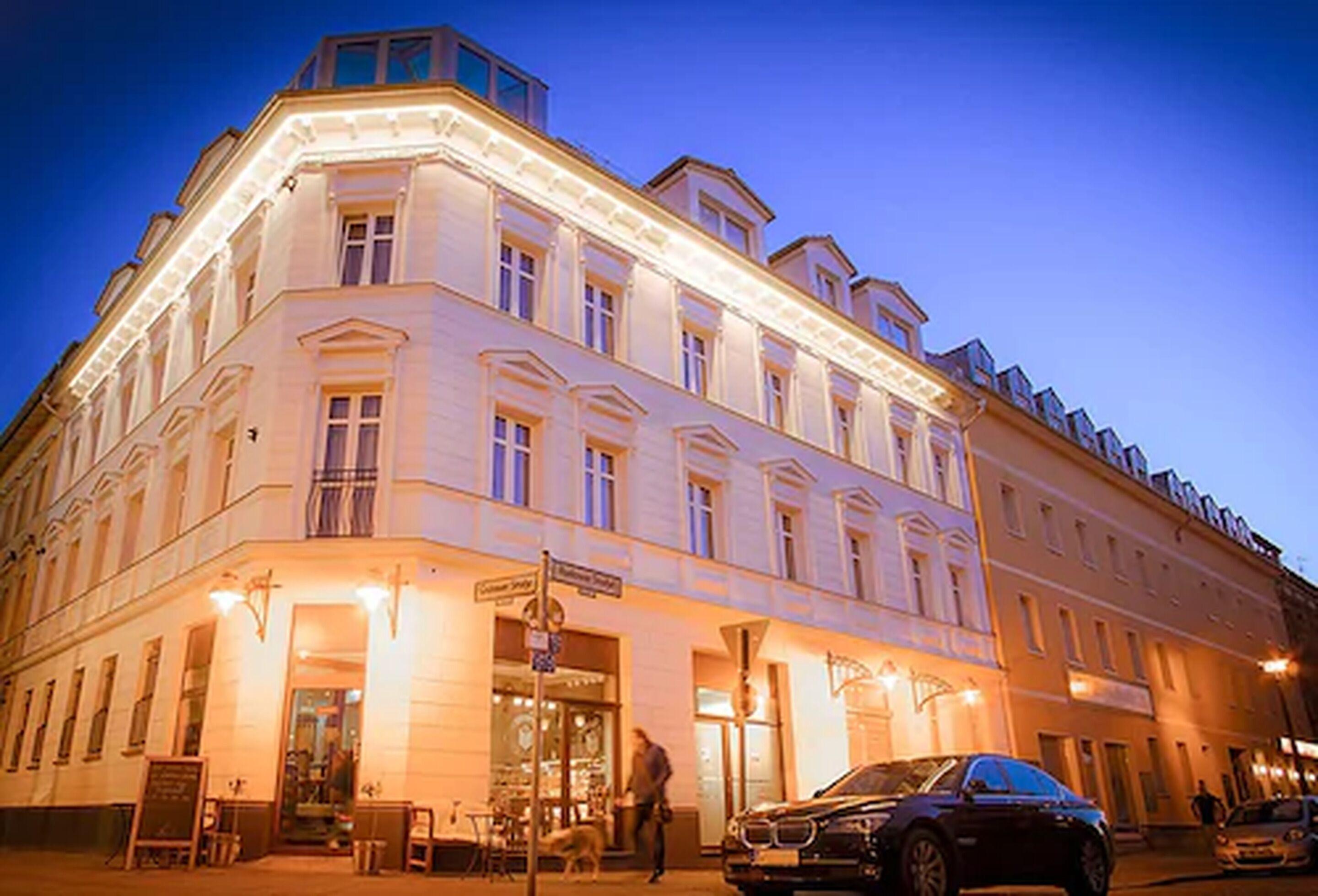 Hotel Bett Und Buch — Fotos 2